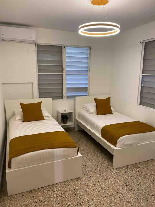 3 Bd By Airport El Yunque Walk To The Beach San Juan Eksteriør bilde